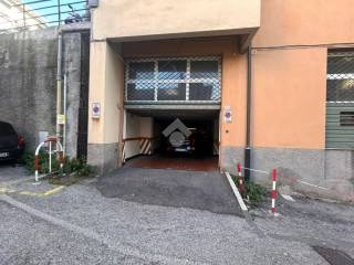 Garage in vendita a genova via tortona