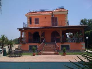 Villa in affitto a giugliano in campania via vicinale masseria vecchia