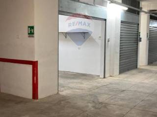 Garage in vendita a palermo via trentacoste, 35