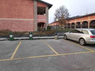 Posto auto in vendita a torbole casaglia via cesare battisti