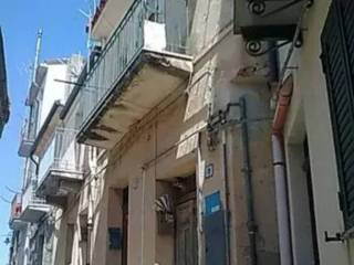 Casa indipendente in vendita a nicosia vicolo di chiara