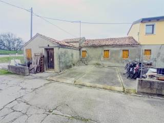 Casa indipendente in vendita a chioggia via canal di valle