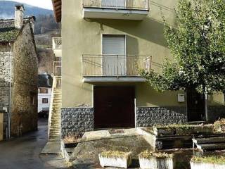 Casa indipendente in vendita a crodo via rimembranze, -