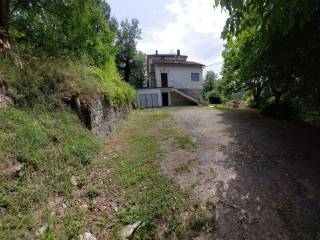 Villa in in vendita da privato a castel d'aiano via val d'aneva, 117a