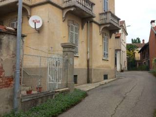 Villa in in vendita da privato a robbio via dei mille, 40