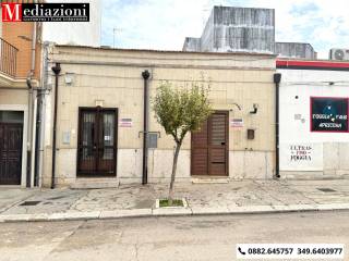 Casa indipendente in vendita ad apricena via guglielmo marconi, 41