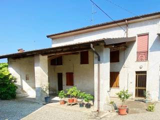 Casa indipendente in vendita a izano 