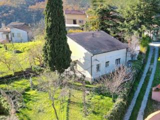 Casa indipendente in vendita a torricella in sabina loc.palombara, snc