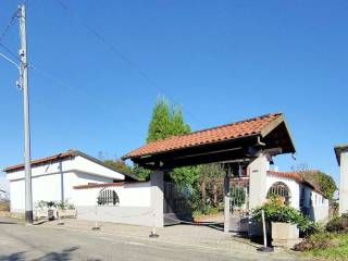 Villa in vendita a crescentino strada landoglio, 4