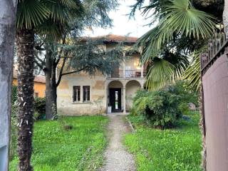 Villa in in vendita da privato a treviglio via giacomo leopardi, 9