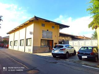 Capannone industriale in affitto a leini via giacomo matteotti, 10