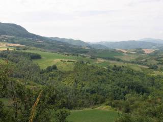 Terreno agricolo in vendita a momperone frazione lavasello