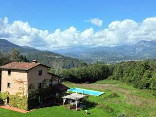 Villa in vendita a castelnuovo di garfagnana 