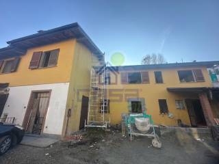 Casa indipendente in vendita a chignolo po via garibaldi