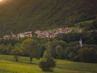 Terreno residenziale in vendita a commezzadura 