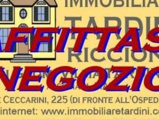 Negozio in affitto a riccione 