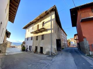 Casa indipendente in vendita ad alba corso langhe, 35/a