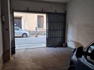 Garage in vendita a pistoia via dell'anguillara, 29