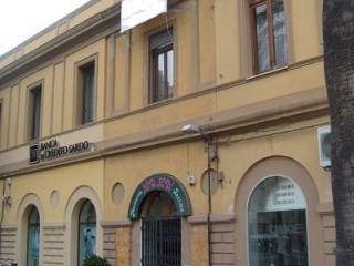 Negozio in in affitto da privato a oristano piazza roma