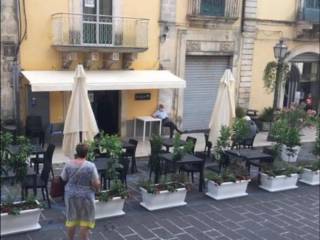 Negozio in affitto a palazzolo acreide corso vittorio emanuele, 13