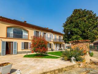 Casa indipendente in vendita a castagnole monferrato via calcini, 16