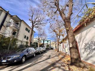 Garage in vendita a pozzuoli via miliscola, 133