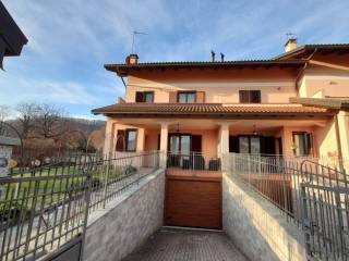 Villa a schiera in vendita a serravalle sesia via celestino vignani, 21