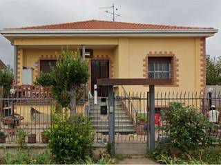 Villa in vendita a cerro maggiore via adamello