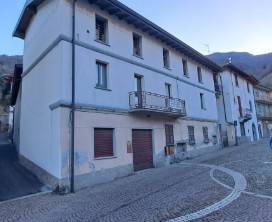 Casa indipendente all'asta a endine gaiano piazza iv novembre, 9