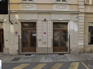 Posto auto in affitto a torino via della rocca, 24a