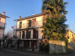 Villa bifamiliare in vendita a giussago via del sole, 26