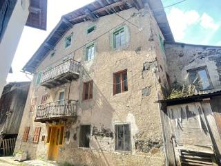 Casa indipendente in vendita a rocca pietore località caracoi cimai