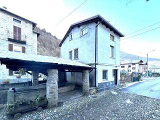 Villa in vendita a ponte in valtellina 