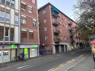 Garage in affitto a parma viale alberto pasini, 17