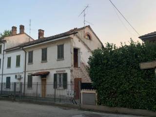 Villa in in vendita da privato a travacò siccomario via po, 85