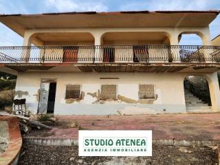 Villa in vendita ad agrigento via cesenatico