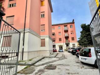 Appartamento in vendita ad avellino viale italia, 52