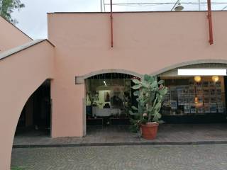 Parrucchiere in affitto ad arenzano via della pineta