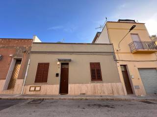 Casa indipendente in vendita a erice via reggio calabria