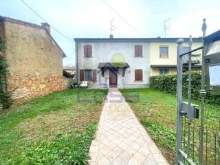 Casa indipendente in vendita a meleti via cavetta