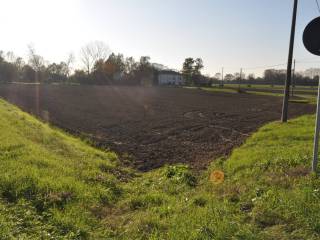 Terreno agricolo in vendita a parma strada san rocco