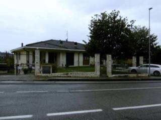 Villa all'asta a bovezzo via g. garibaldi, 18