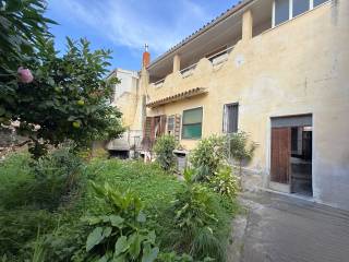 Casa indipendente in vendita a villaputzu via dante alighieri, 39