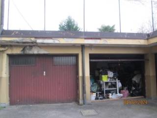 Garage in vendita a rho via gorizia, 30