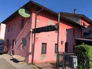 Casa indipendente all'asta a carpaneto piacentino fraz. chero