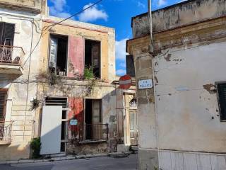 Villa in vendita ad avola via ugo foscolo