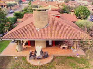 Villa in vendita a fabrica di roma via porta di giove