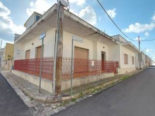 Casa indipendente in vendita a calimera via vito domenico e michele palumbo, 66