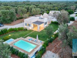 Trullo in vendita a san michele salentino contrada cotugni