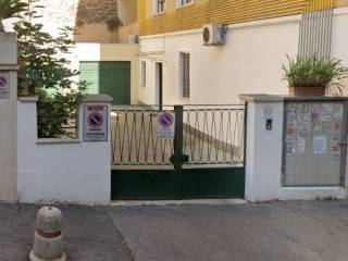 Garage in vendita a roma via sirte, 40b